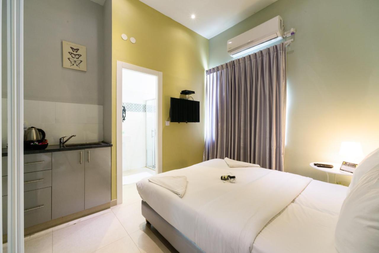 Crown Sea Apart Aparthotel